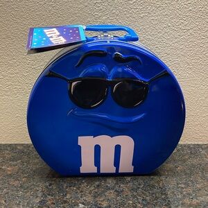 Blue character tin with handle